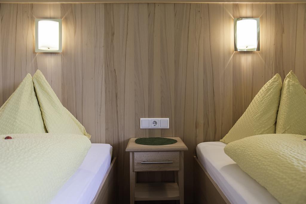 Gasthof Brentwirt Leogang Room photo