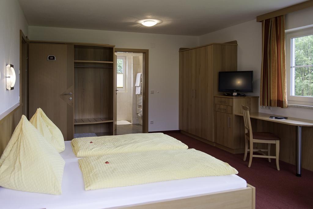 Gasthof Brentwirt Leogang Room photo