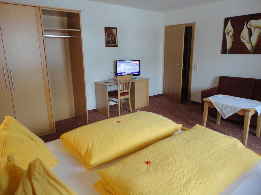 Gasthof Brentwirt Leogang Room photo