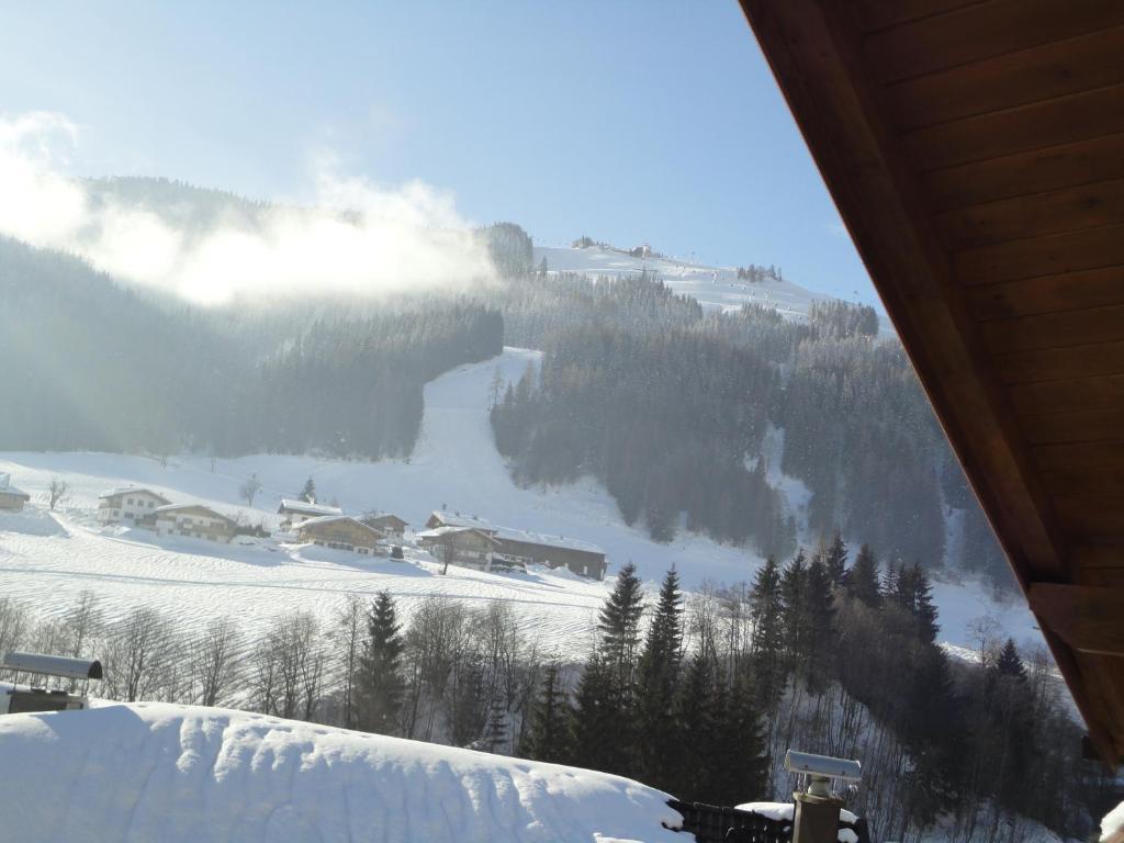 Gasthof Brentwirt Leogang Room photo