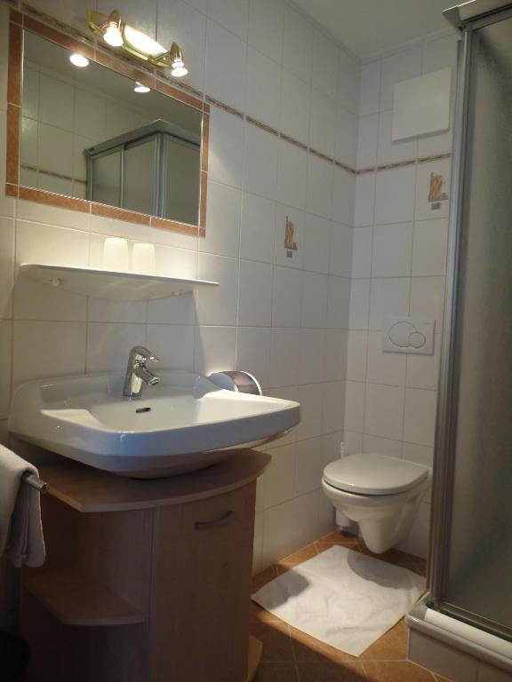 Gasthof Brentwirt Leogang Room photo