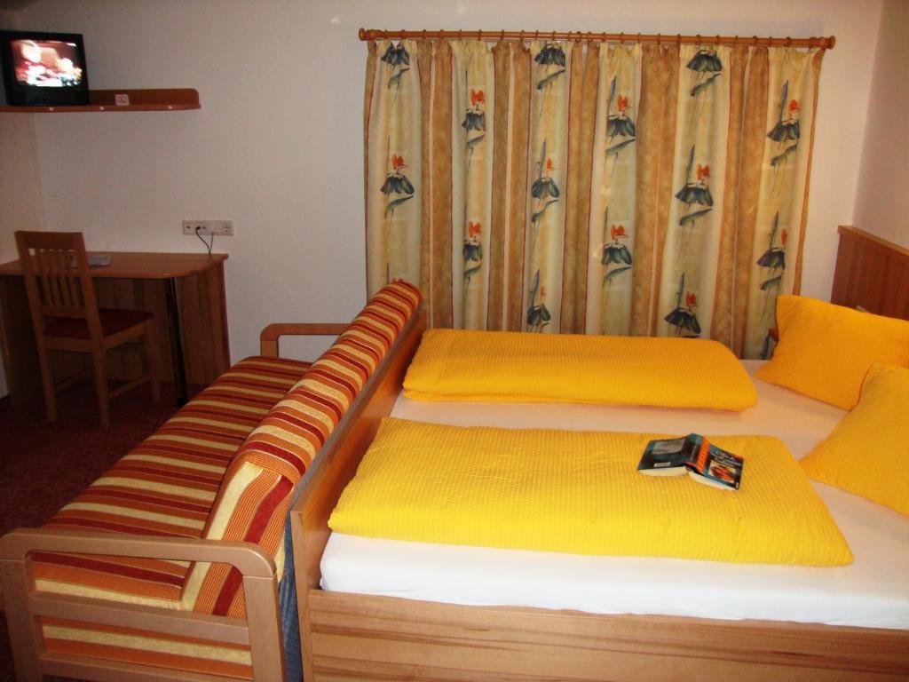 Gasthof Brentwirt Leogang Room photo